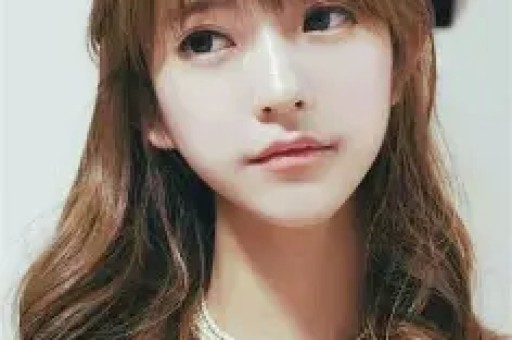 原来她早已结婚丈夫是国家一级演员如今定居上海被家人宠成宝